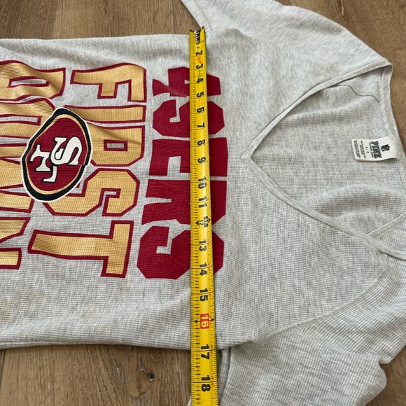 VS Pink NFL 49ers long sleeve v neck thermal L - Picture 3 of 7